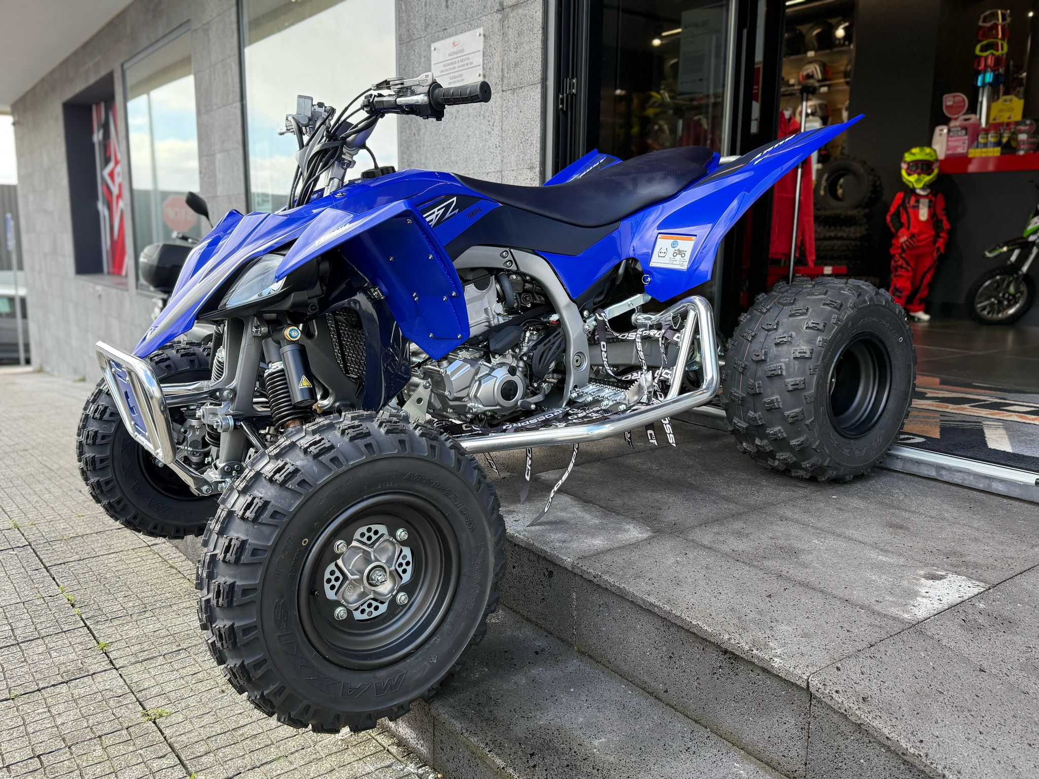 Yamaha YFZ450R 2025 NOVA 6