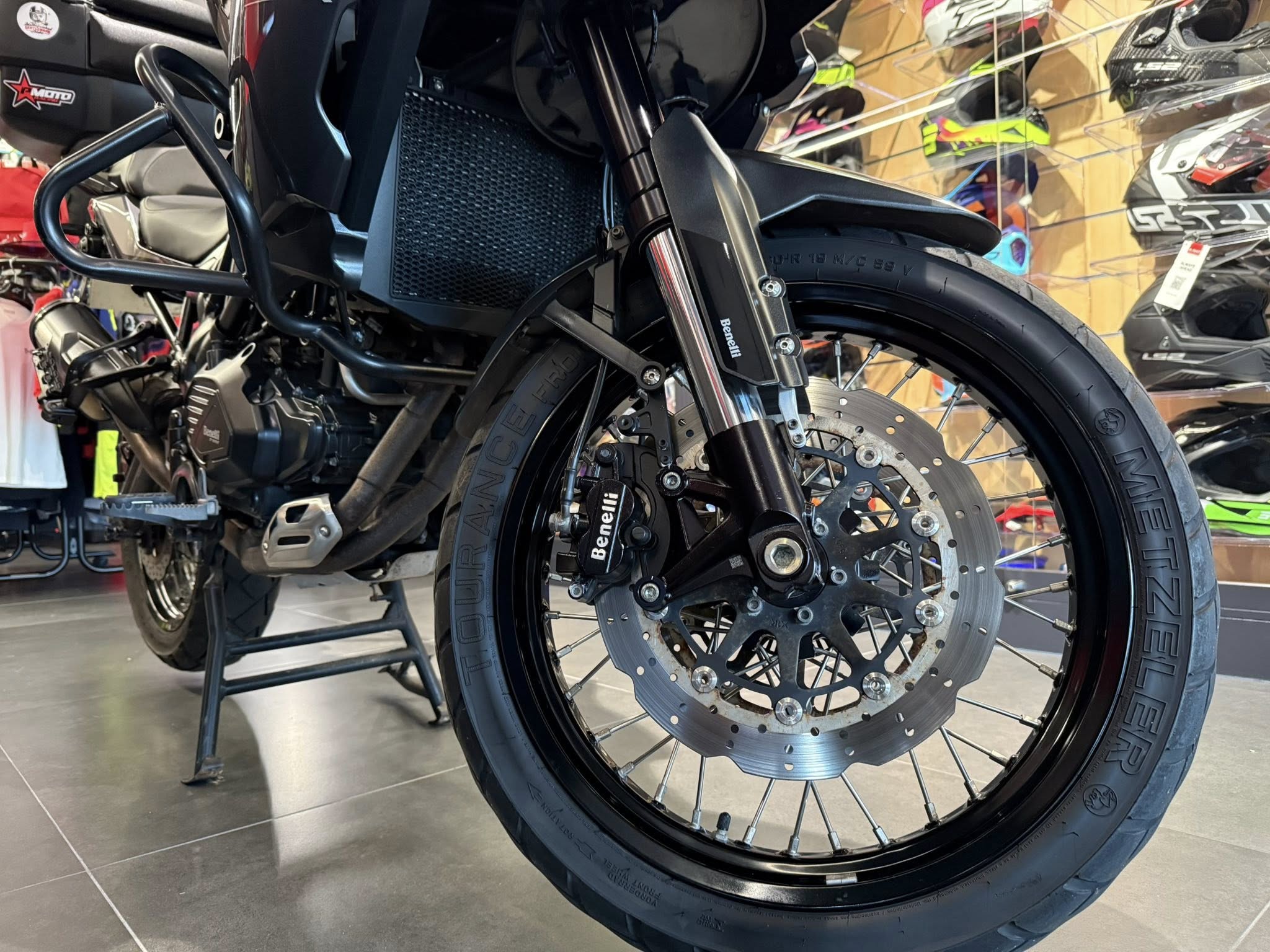 Moto Benelli 502X 2021 5